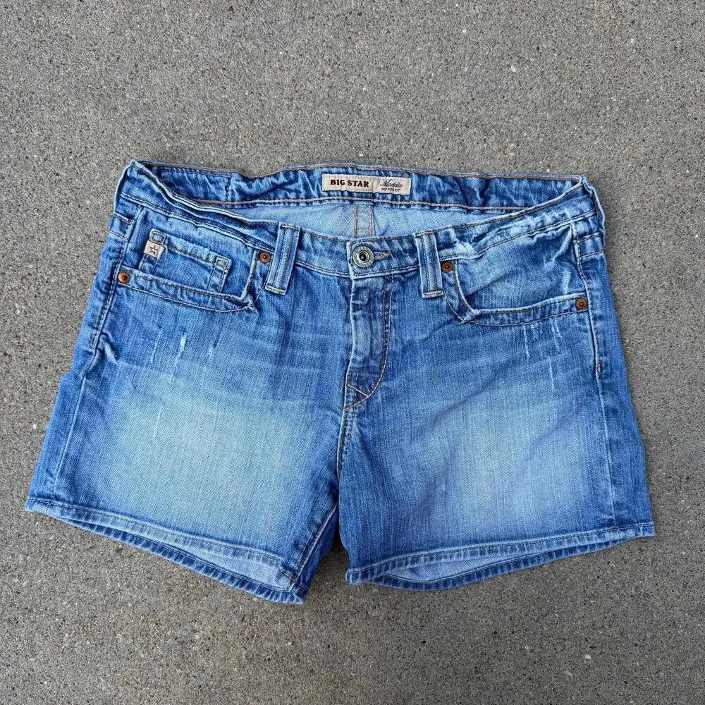 Y2K Big Star Maddie Mid Rise Fit Whiskered Blue Jean Shorts Size 30